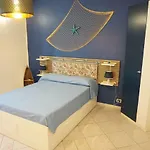 Blue Sea אצ'י קסטלו